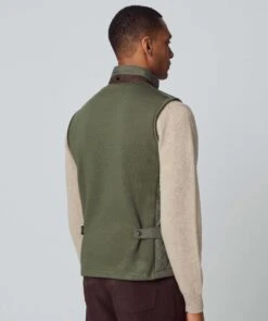 Hackett Channel Quilted Gilet 10 Hackett Channel Quilted Gilet -Menswear Specialty Store K8PT3nziLFZ5MFnVVC20bdkMMVnRJsWs7pTpv3jQ