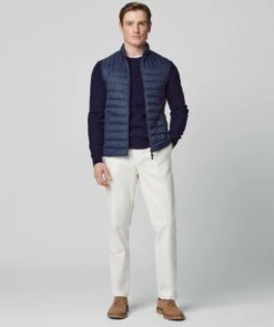 Hackett Ultra Lightweight Gilet 10 Hackett Ultra Lightweight Gilet -Menswear Specialty Store SKIsRvQFv9Fmux5hgAM3AmusaR6EEmSBf5xxptJt