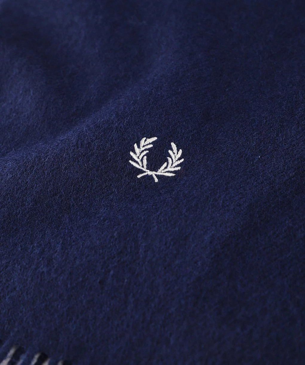 Fred Perry Lambswool Scarf 4 Fred Perry Lambswool Scarf - Image 2