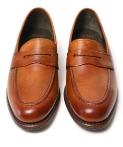 Loake Leather Wiggins Loafers 10 Loake Leather Wiggins Loafers -Menswear Specialty Store YNnpyKLS3R6F3s2b6wjH9zsejPfSkmPHwyrwRPO5