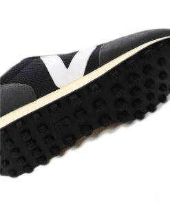 Veja Mens Alveomesh Rio Branco Trainers 13 Veja Mens Alveomesh Rio Branco Trainers -Menswear Specialty Store hfAcI0wUzZ2skqHiWggV8Cq7oXcin8KWELr6nV36