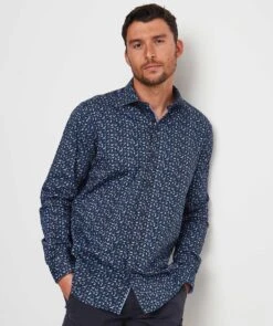 Slim Fit Sateen Bird Shirt 9 Slim Fit Sateen Bird Shirt -Menswear Specialty Store jNeheE0NHp7SoKqsymZAY4xMOK0zPEHuBb9ipxQq